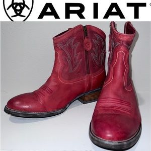 Ariat Billie Cowboy Boots